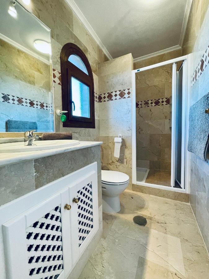 Casa Beth Villamartin 2 Bedroom/ 2 Bathroom With Pool โอริอุเอลา ภายนอก รูปภาพ
